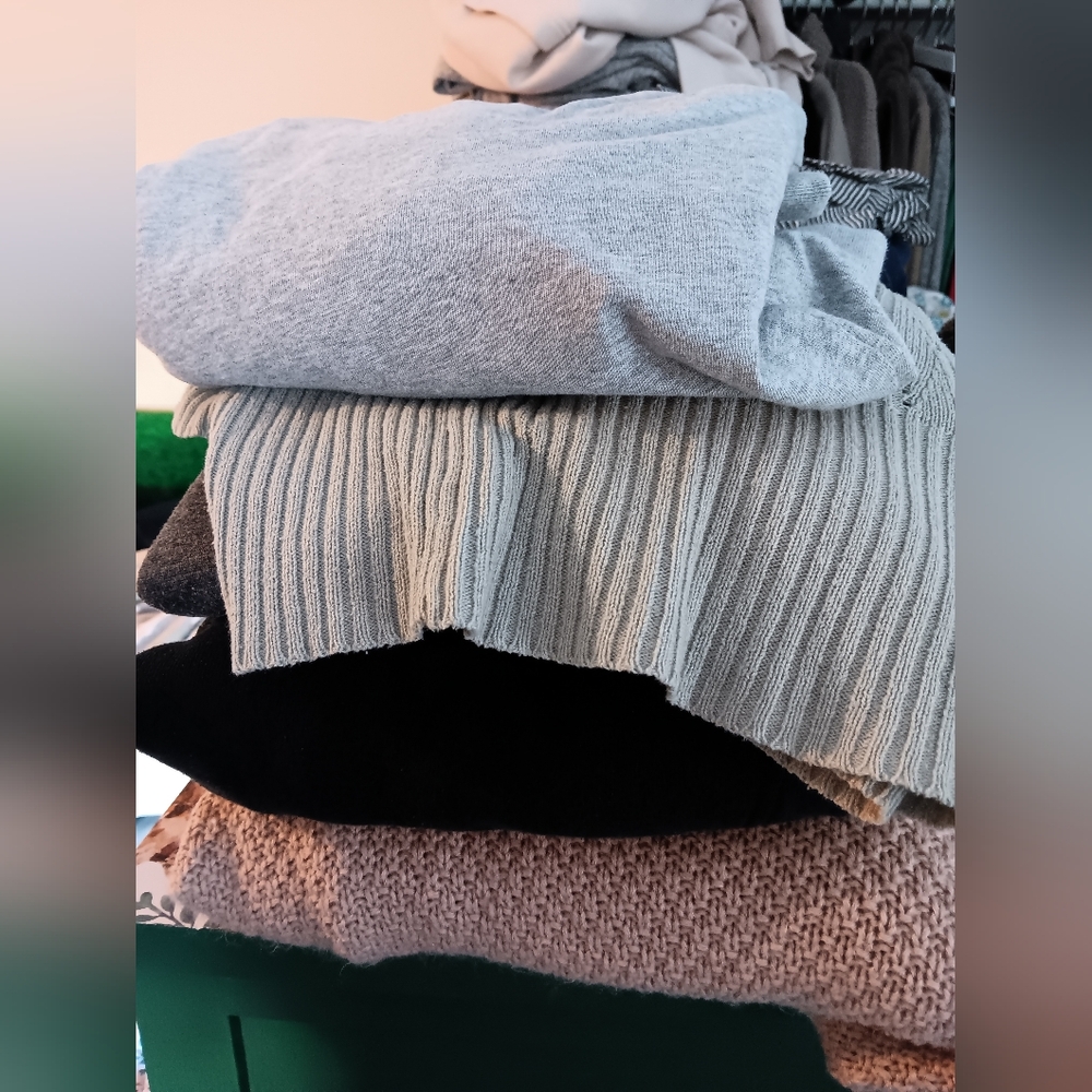 6 top bundle sweaters sweatshirts grey